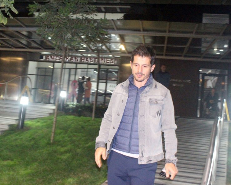 Emre Belözoğlu’ndan Turan’a bebek ziyareti