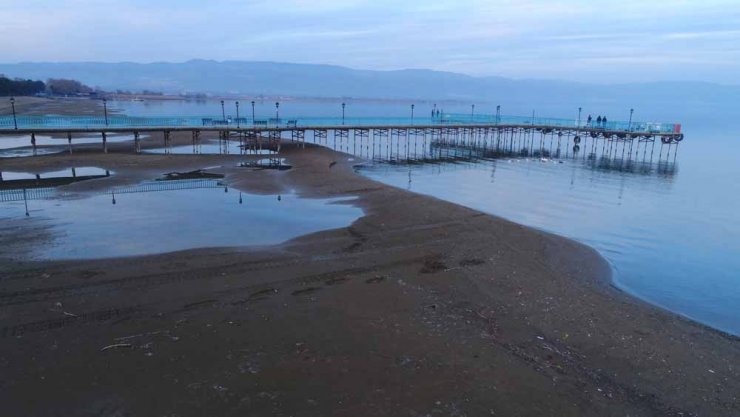 Gölbaşı’nın ardından İznik Gölü’nü de kuraklık vurdu