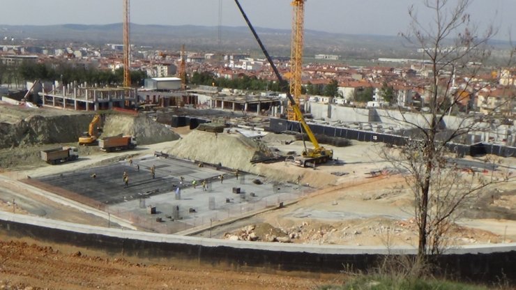 Kütahya Şehir Hastanesi inşaatı hızla devam ediyor