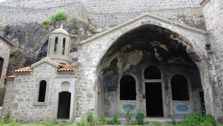 Restorasyonu 4 yıl süren Kızlar Manastırı ziyarete açılacağı günü bekliyor