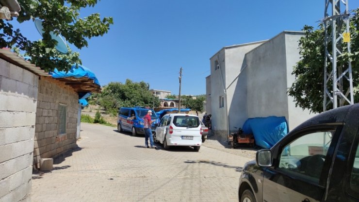 Ailesini ziyaret etti, mahalledeki 42 kişi karantinaya alındı