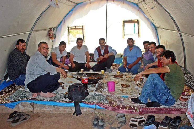 Erzincanlı göçerlerin yayla hayatı