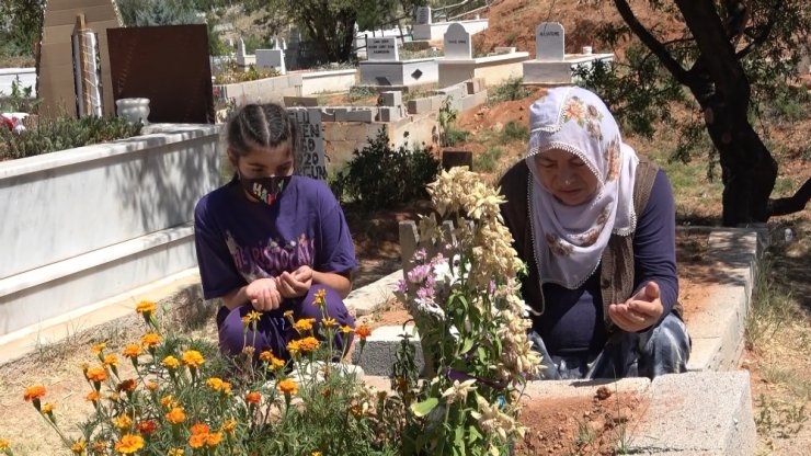 Emine Bulut’un annesi: "Bu acıyı kimse yaşamasın"