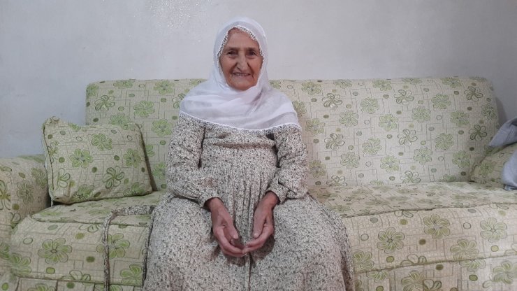 103 yaşındaki Emine nine İspanyol gribinden sonra korona virüsü de yendi