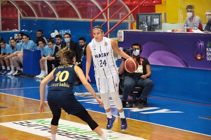 Kadınlar Basketbol Süper Ligi: Hatay Büyükşehir Belediyespor: 42 - Fenerbahçe Öznur Kablo: 75