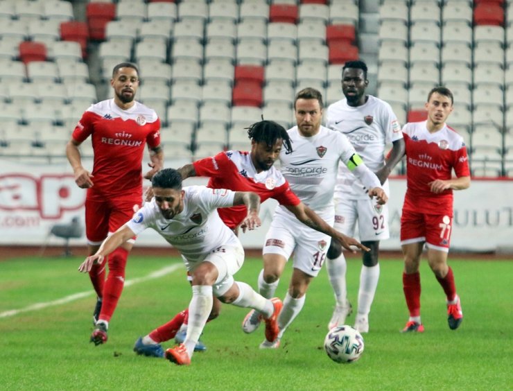 Galatasaray, Antalyaspor maçı hazırlıklarını sürdürdü