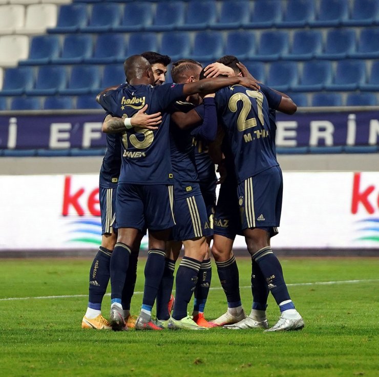 Süper Lig: Kasımpaşa: 0 - Fenerbahçe: 1 (Maç devam ediyor)