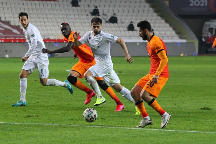 Konyaspor: 1 - Galatasaray: 1 (İlk yarı)