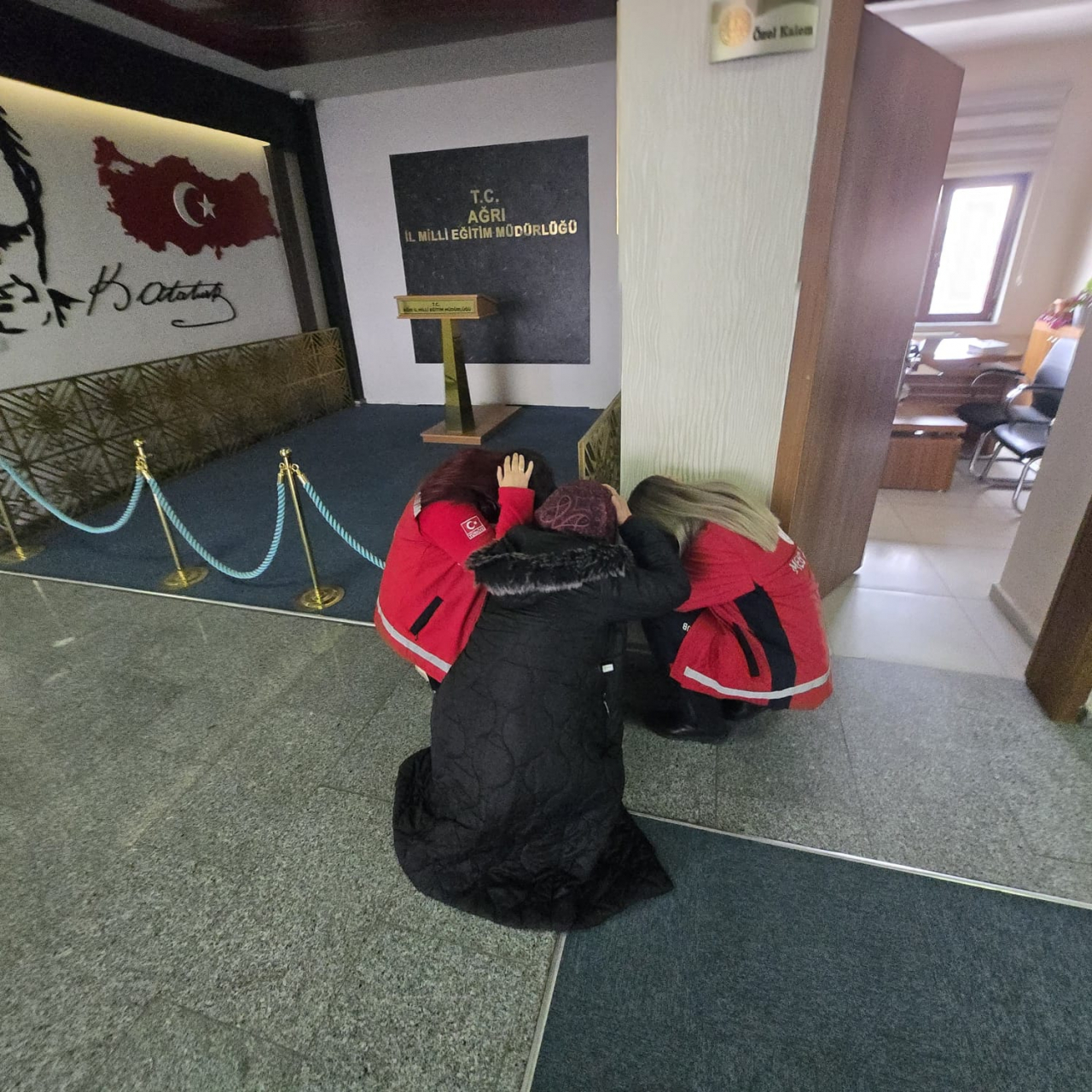 Ağrı'da MEB AKUB eşliğinde deprem tatbikatı