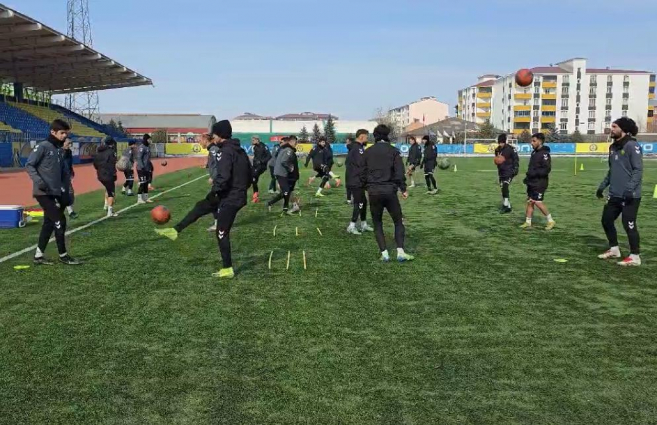 Ağrı Spor yuvasında kritik bir maça çıkıyor!