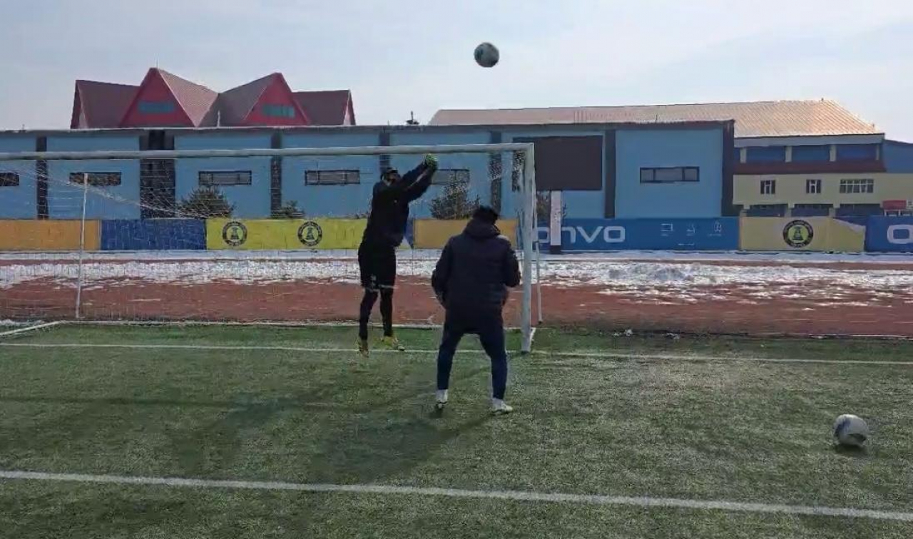 Ağrı Spor yuvasında kritik bir maça çıkıyor!