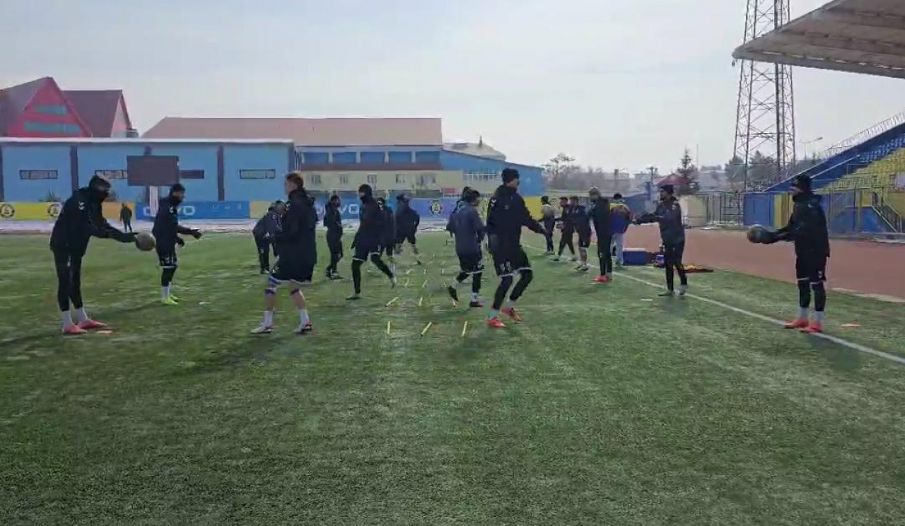 Ağrı Spor yuvasında kritik bir maça çıkıyor!