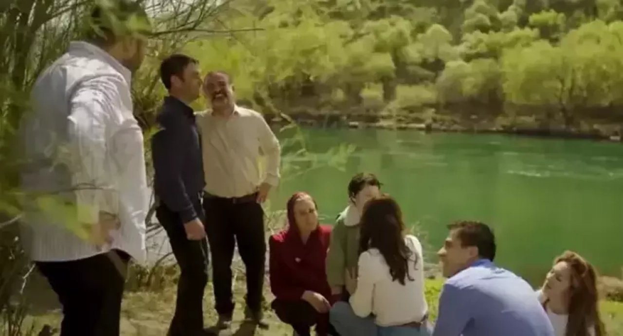 Uzak Şehir'in izleyicileri, dizinin kamera arkası görüntülerine büyük ilgi gösterdi!