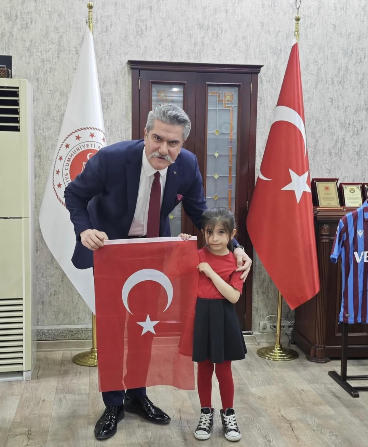 Başsavcı Adem Çalış, 23 Nisan'da minik konuklarını ağırladı